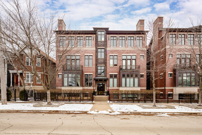 3225 N Lakewood in Chicago, IL - Foto de edificio - Building Photo