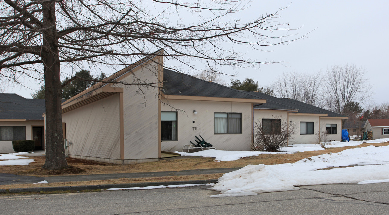 Lisbon Village Apartments in Lisbon, ME - Building Photo