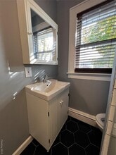 112 Central Ave in Lynbrook, NY - Building Photo - Building Photo