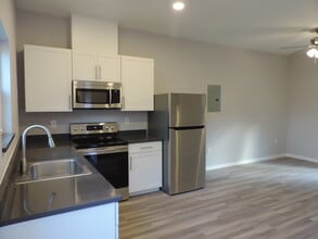 2704 E Washington St in Orlando, FL - Foto de edificio - Building Photo