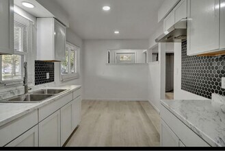 3608 Providence St in Flint, MI - Building Photo - Building Photo