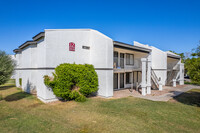 Regency Square in Yuma, AZ - Building Photo - Building Photo