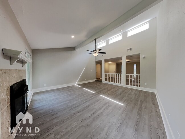 10631 Plum Lake Dr in Houston, TX - Foto de edificio - Building Photo