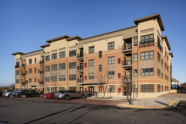 Flats At Metrowest Condominiums