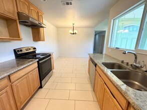 537 Hudson Ct in Davis, CA - Building Photo - Building Photo