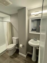 24 Monarch Wy in Portsmouth, NH - Building Photo - Building Photo