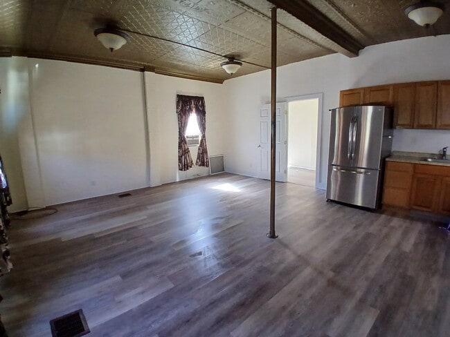 26 Cross St, Unit 1 in East Branch, NY - Building Photo - Building Photo