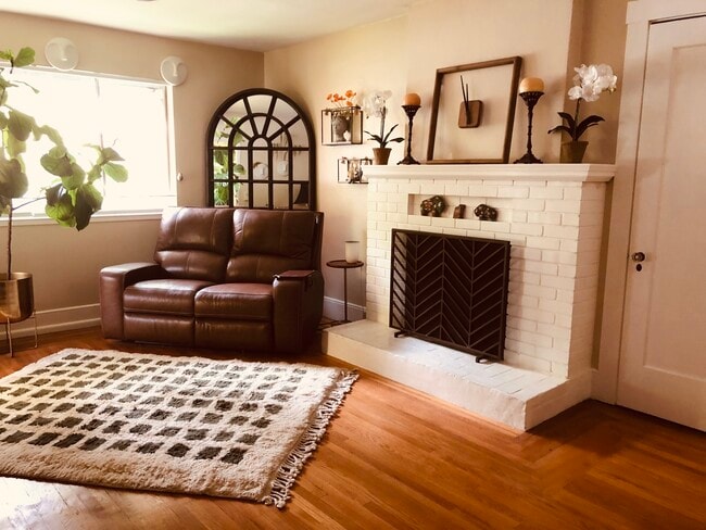 971 Cowper St, Unit 971 in Palo Alto, CA - Building Photo - Building Photo