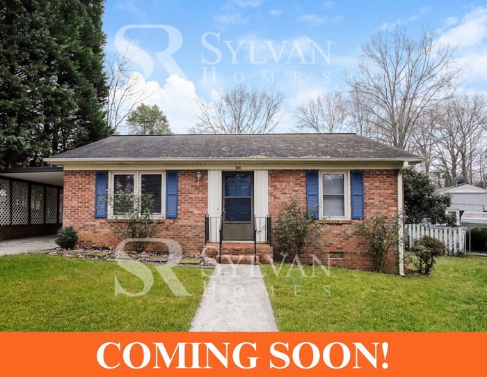 303 Rosemary Dr in Lexington, NC - Building Photo