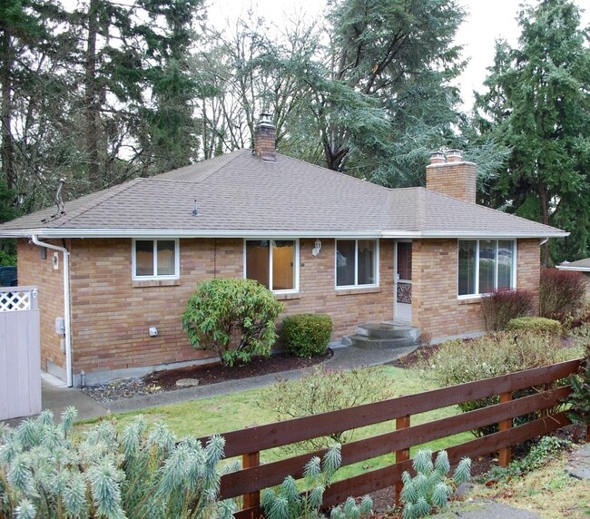 10832 35th Ave SW