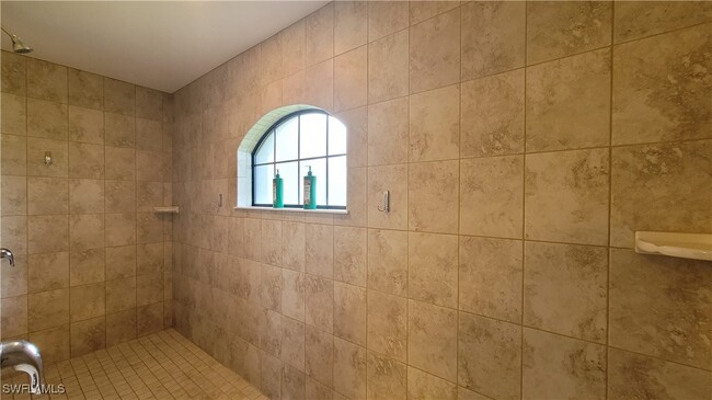 property at 841 SW 20th St