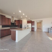 25932 W Firehawk Dr in Buckeye, AZ - Building Photo - Building Photo