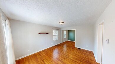 4702 Young Ave in Indianapolis, IN - Building Photo - Building Photo
