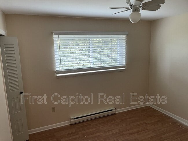 40 Glenview Dr in Dillsburg, PA - Building Photo - Building Photo