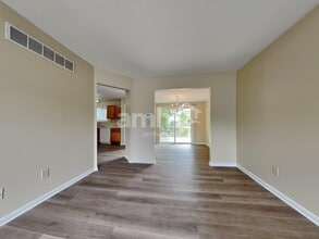 3078 Cattail Cove Ln in Burlington, KY - Building Photo - Building Photo