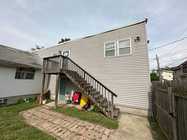 property at 83 E Duncan St