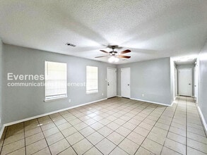 6175 Forestgate Rd in Horn Lake, MS - Building Photo - Building Photo