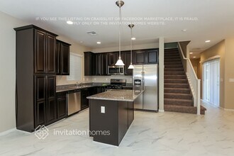 7356 Monticello Mist St in Las Vegas, NV - Foto de edificio - Building Photo