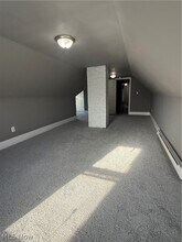 10527 Earle Ave in Cleveland, OH - Building Photo - Building Photo