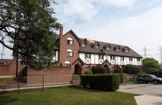 2417 Islington Ave in Toronto, ON - Building Photo