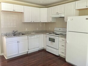 642 Harpeth Bend Dr in Nashville, TN - Building Photo - Building Photo
