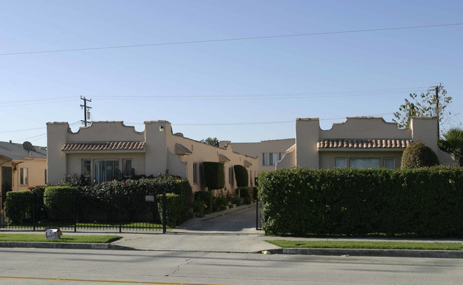 Ardmore Apartments in South Gate, CA - Building Photo - Building Photo