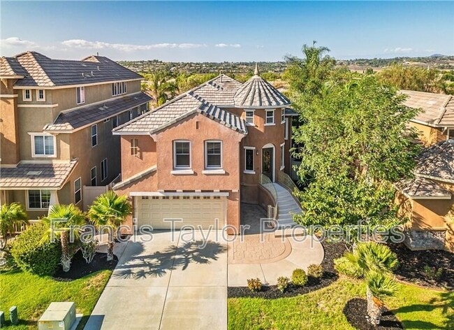 property at 33422 Scarborough Ln