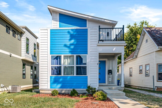 property at 1823 Carrollton Ave