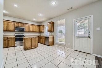 9705 Gallatin Ln in Fort Worth, TX - Building Photo - Building Photo
