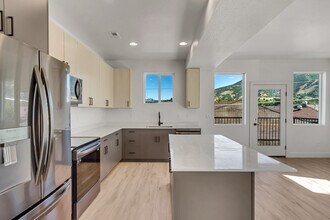 5913 Wasatch Dr, Unit #1841 in Ogden, UT - Foto de edificio - Building Photo