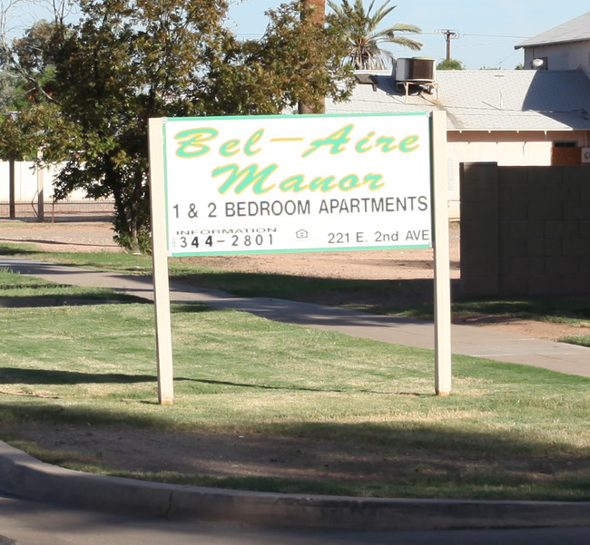 Bel-Aire Manor in Mesa, AZ - Foto de edificio - Building Photo