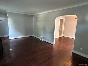 809 N Dorchester Ave in Royal Oak, MI - Building Photo - Building Photo