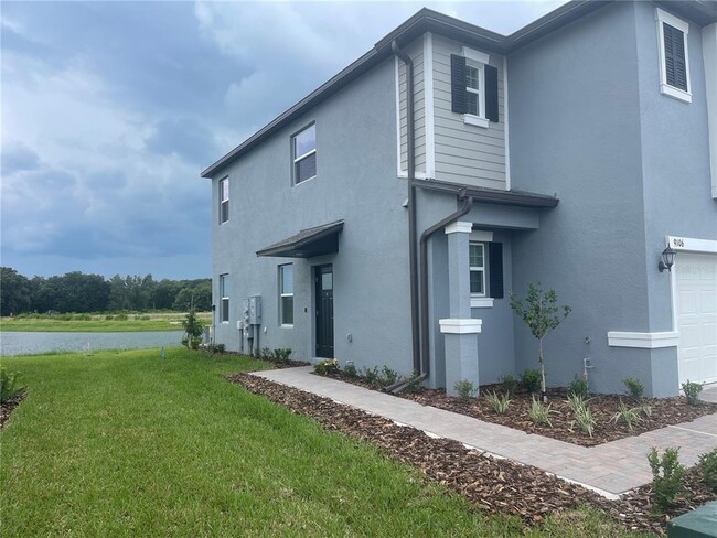 9106 Gallantree Pl in Land O Lakes, FL - Foto de edificio - Building Photo