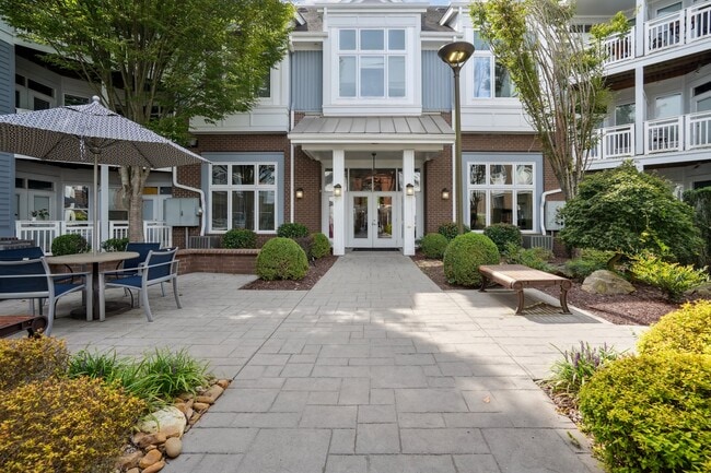 Greylyn Estates in Charlotte, NC - Foto de edificio - Building Photo