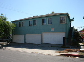 4450 Maplewood Ave in Los Angeles, CA - Building Photo - Building Photo