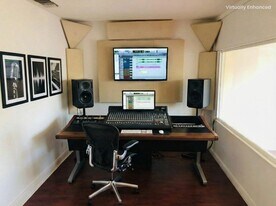 7261 1/2 Melrose Ave in Los Angeles, CA - Building Photo