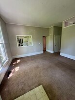 2514 S Wayne Ave in Fort Wayne, IN - Building Photo