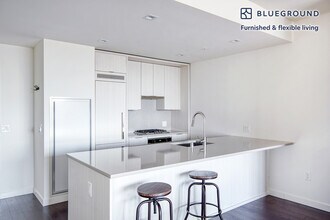 590 1st Ave S-Unit -FL8-ID156 in Seattle, WA - Building Photo - Building Photo