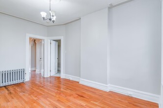 100 Clerk St in Jersey City, NJ - Building Photo - Building Photo