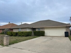 2707 Mason Dr in Killeen, TX - Building Photo