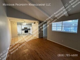 1714 Elkhart Ave in Lubbock, TX - Building Photo