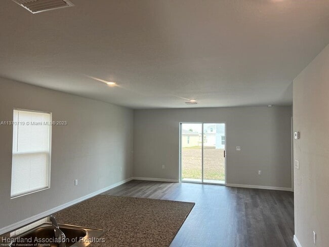 1452 Stone Ridge Cir in Sebring, FL - Building Photo - Building Photo