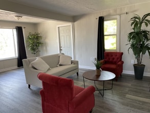117 Nippersink Blvd in Fox Lake, IL - Building Photo - Building Photo