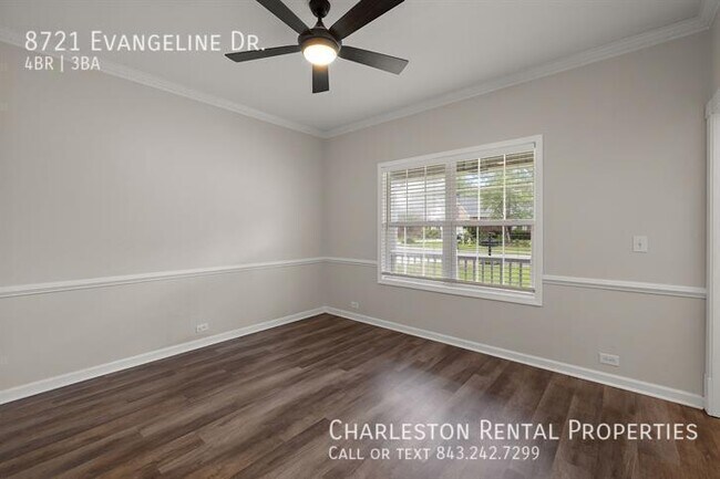 8721 Evangeline Dr in North Charleston, SC - Building Photo - Building Photo