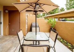 15287 Maturin Dr, Unit 76 in San Diego, CA - Building Photo - Building Photo