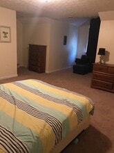 21441 Clear Creek Rd, Unit A in Bristol, VA - Building Photo - Building Photo