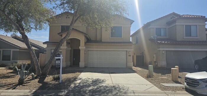 44563 Yucca Ln in Maricopa, AZ - Foto de edificio