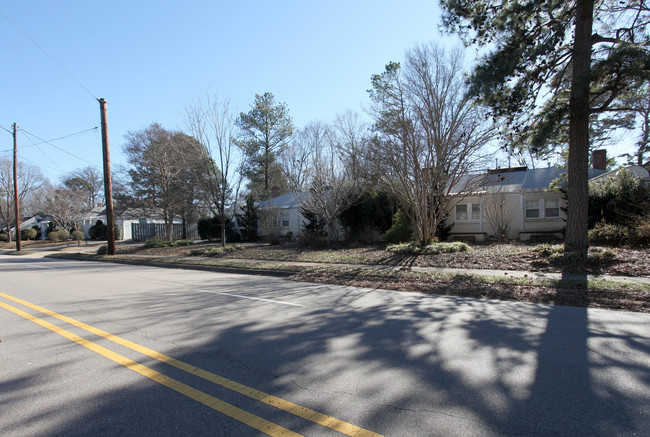 602-616 E Whitaker Mill Rd in Raleigh, NC - Building Photo - Building Photo