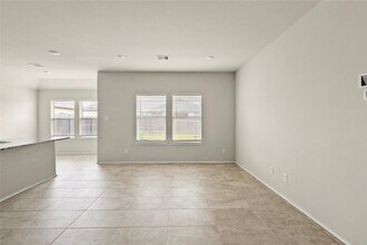 117 Blanco Dr in Huntsville, TX - Building Photo - Building Photo
