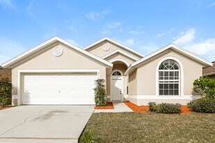 417 Halstead Dr in Davenport, FL - Building Photo
